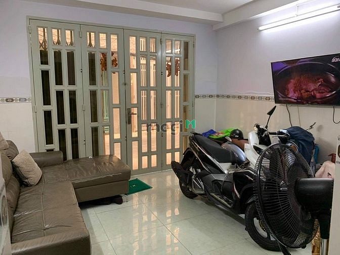 Hình ảnh Bán nhà 2 mặt hẻm 4m - Đoàn Văn Bơ, p9,Q4