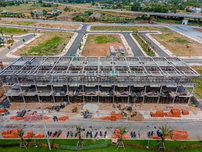 Hình ảnh Đất nền liền kề Phú Mỹ Hưng, dự án có 102. Giá 2 tỷ/100m2