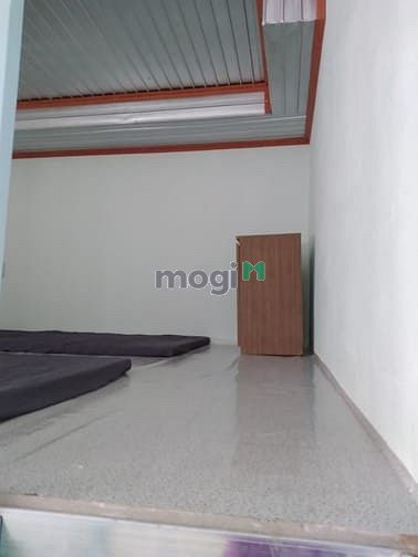 Hình ảnh Phòng trọ 20m² gần Phần mềm Quang Trung chỉ 2tr5/tháng