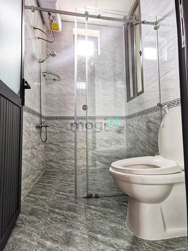 Hình ảnh Cho Thuê CHDV Siêu Rộng 35m2 Full nội thất Q7