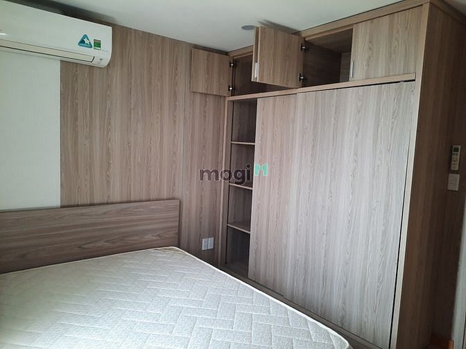 Hình ảnh Cần bán CH Hưng Phúc, tầng sân vườn - 97m2-2PN -full nội thất cao cấp.