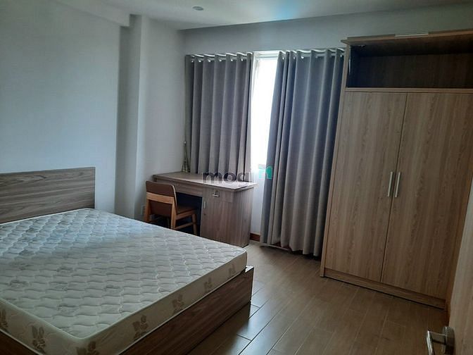 Hình ảnh Cần bán CH Hưng Phúc, tầng sân vườn - 97m2-2PN -full nội thất cao cấp.
