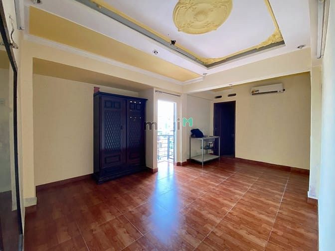 Hình ảnh 35M2 , mớ,i ban công ,nội thất ,DƯƠNG QUẢNG HÀM