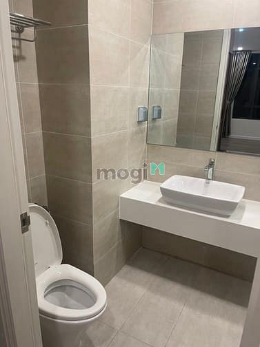 Hình ảnh Cho Thuê Central 2PN, 2WC - Đầu Đường Tạ Quang Bửu Quận 8