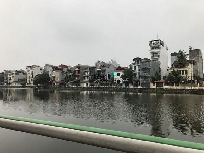 Hình ảnh Bán đất TĐC Tư Đình, cách hồ Đắp Nếp( hồ Vục) 20m, hướng Đông Nam.