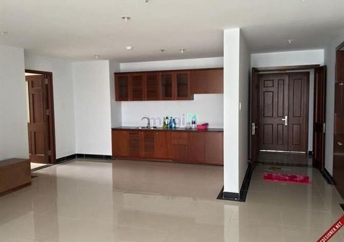 Hình ảnh Cho Thuê Giai Việt 3 Phòng Ngủ - 150 m2