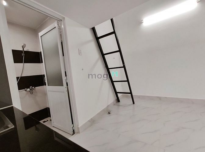Hình ảnh Phòng trọ Tân Phú máy lạnh + thang máy + tủ đồ + bếp+ máy nóng lạnh