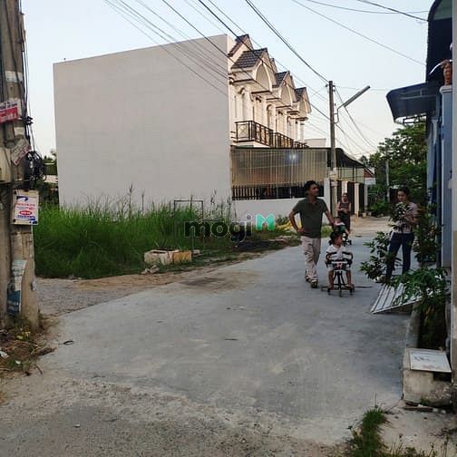 Hình ảnh Nền góc KDC Thành Công cách Nguyễn Văn Linh 100m, Bình Thủy, Cần Thơ