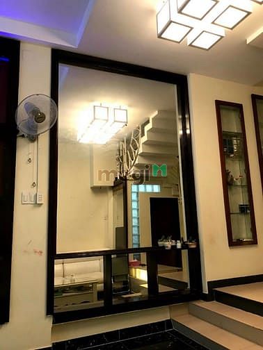 Hình ảnh Cho thuê nhà 436B Cách mạng Tháng 8, Phường 11, Quận 3
