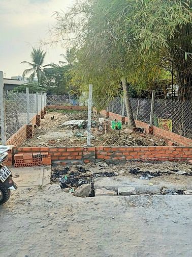 Hình ảnh Bán Lô Đất 80m2 Hẻm 868 Đường Nguyễn Xiển, Phường Long Thành Mỹ