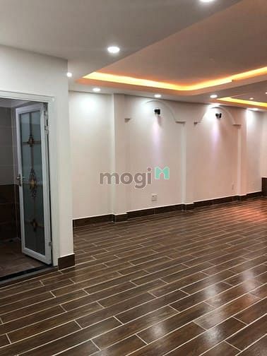 Hình ảnh Cho thuê căn nhà  góc 2mt đường Phạm Văn Hai . Q Tân Bình .