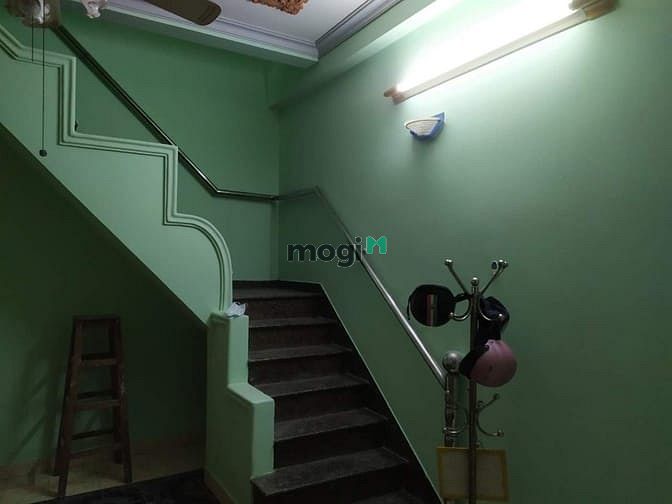 Hình ảnh Nhà 4x13 cho thuê ở hẻm gồm 1 trệt 1 lầu