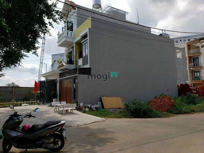 Hình ảnh Tôi bán gấp lô đất mặt tiền Phạm Đức Sơn, cạnh chợ Phú Định, Quận 8