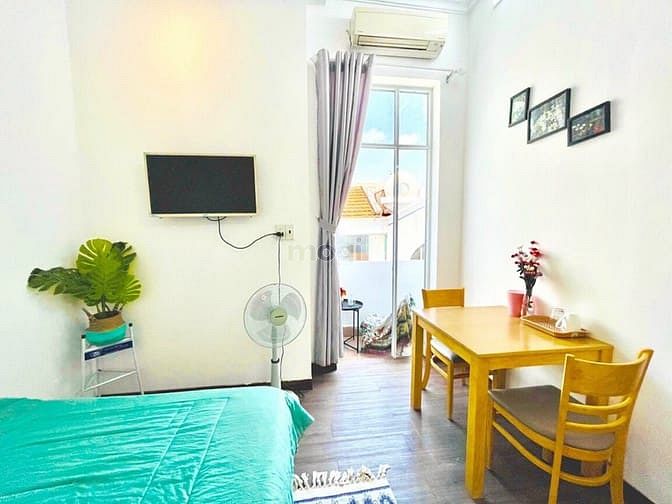 Hình ảnh Bao phí dịch vụ_ có ban công_ vị trí đẹp ngay trung tâm