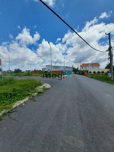 Hình ảnh Bán đất Hoàng Phan Thái, DT 80m2, Giá 2,1 tỷ (TL), đường trc đất 8m