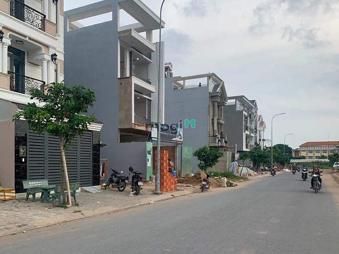 Hình ảnh Bán Đất Nền Bình Chánh Ngay Bệnh Viện Chợ Rẫy 2 Giáp KDC Tên Lửa 80m2
