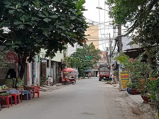 Hình ảnh Bán ngay lô đất hẻm xe hơi Nguyễn Xí,Bình Thạnh sổ riêng DT 60m2 2.2tỷ