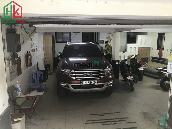 Hình ảnh Cần cho thuê nhà 4 lầu hầm thang máy , 6x20m Bàu Cát 1 P14 Tân Bình