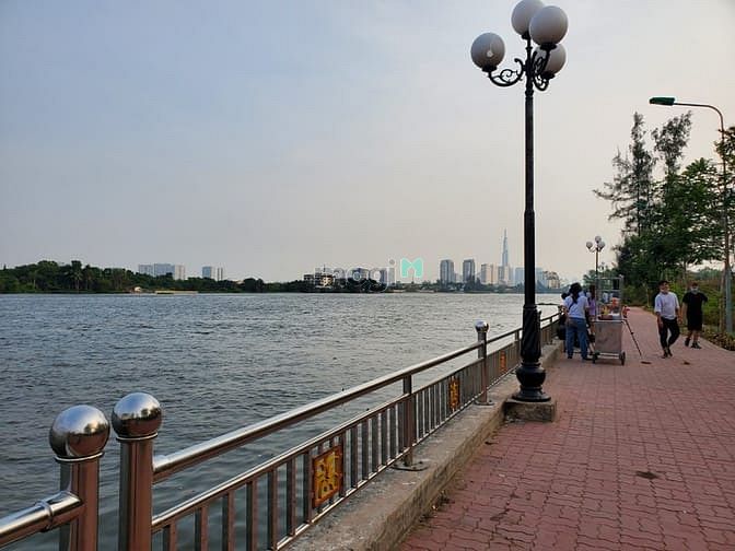 Hình ảnh Bán lô đất hiếm khu biệt thự ven sông Hiệp Bình Chánh TD, 60.6m2 5ty2.