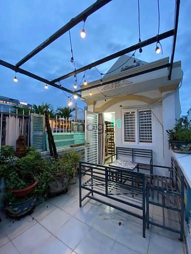 Hình ảnh Cho Thuê CHDV Full Nội Thất Q1 bancon