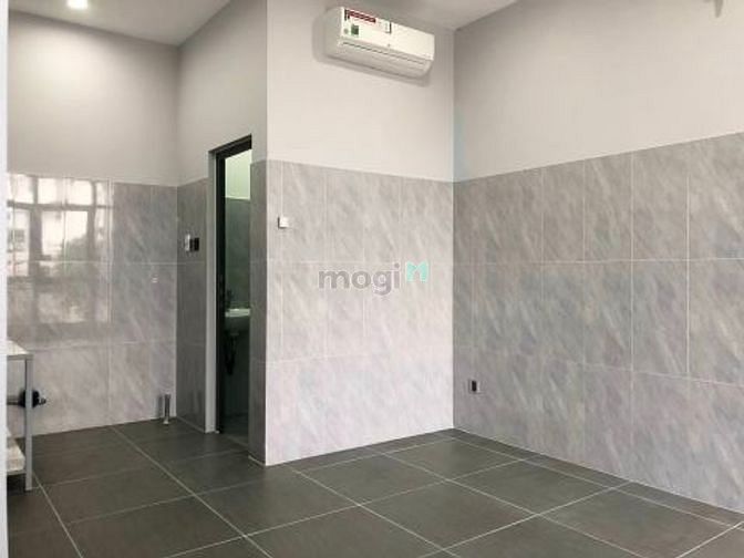 Hình ảnh Phòng sẵn máy lạnh sau Gigamall
