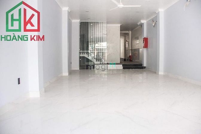 Hình ảnh Cho thuê nhà nguyên căn có hầm đường Đồng Đen P14 Tân Bình