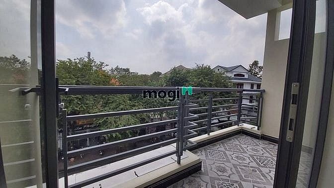 Hình ảnh Phòng mới tinh sẵn máy lạnh gần Vincom Thủ Đức