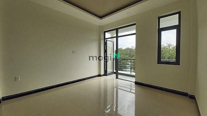 Hình ảnh Phòng mới tinh sẵn máy lạnh gần Vincom Thủ Đức