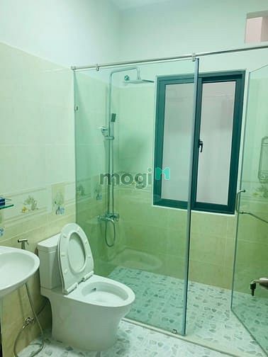 Hình ảnh Cho thuê nhà 398C Hai Bà Trưng, Tân Định, Quận 1