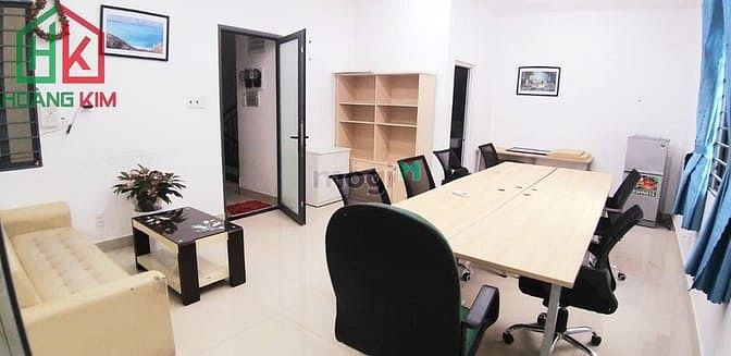 Hình ảnh Cho thuê nhà có thang máy duy nhất đường Đồng Đen P14 Tân Bình.