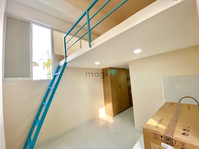 Hình ảnh Giá rẻ_ Ở được 6-7 người_ Bảo vệ 24/24_ có thang máy