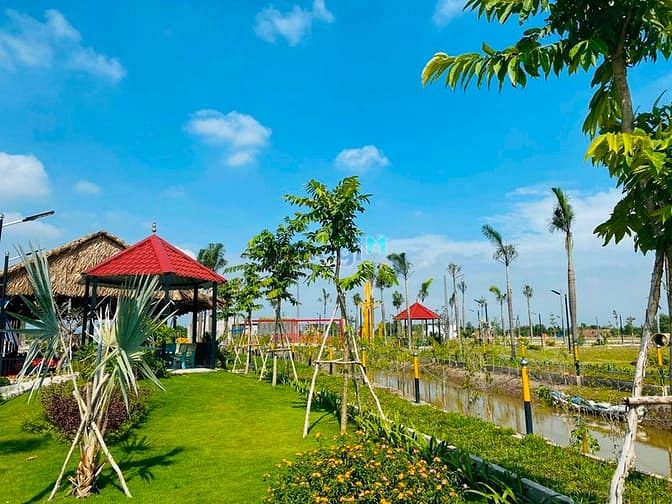 Hình ảnh Bán gấp nền đất 120m2 khu dân cư Phong Phú,Nguyễn Văn Linh,sổ hồng