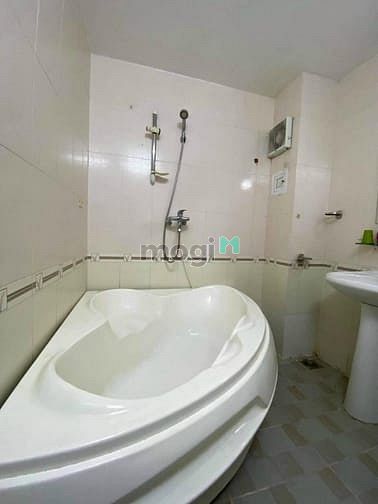 Hình ảnh Cho thuê CHDV full nội thất- quận 1
