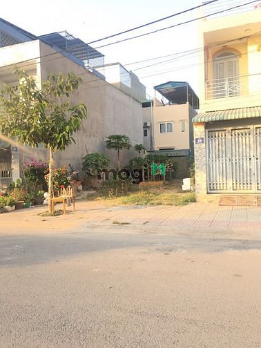 Hình ảnh Kẹt tiền cần bán lô đất MT 2 tỷ 230 ngay đường 11, Linh Xuân