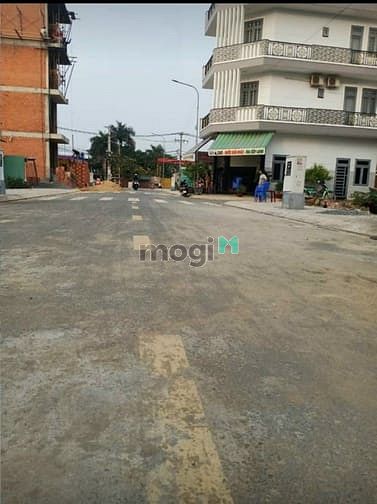 Hình ảnh Bán căn nhà lầu 4 tấm, bình trị đông A, bình tân
