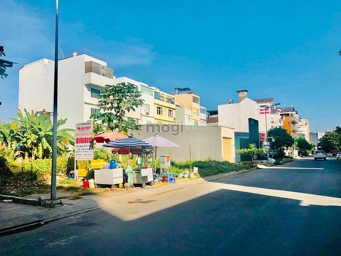 Hình ảnh Cần sang nền đất 105m2 kế bên Điện Máy Xanh MT đường Số 2 sổ riêng
