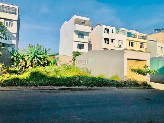 Hình ảnh Cần sang nền đất 105m2 kế bên Điện Máy Xanh MT đường Số 2 sổ riêng