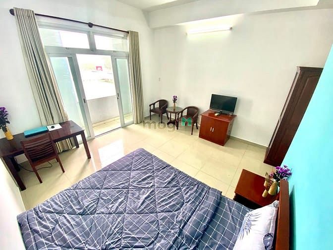 Hình ảnh Phòng full nội thất có ban công
