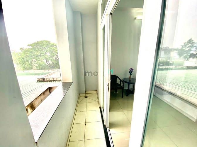 Hình ảnh Phòng full nội thất có ban công