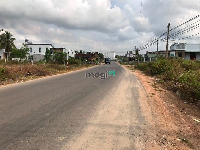Hình ảnh Đất Mặt Tiền Nguyễn Du Cam Bình. Lagi giá 3 tỷ 800 tr.