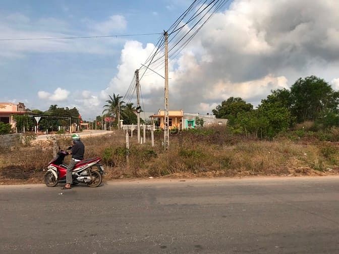 Hình ảnh Đất Mặt Tiền Nguyễn Du Cam Bình. Lagi giá 3 tỷ 800 tr.