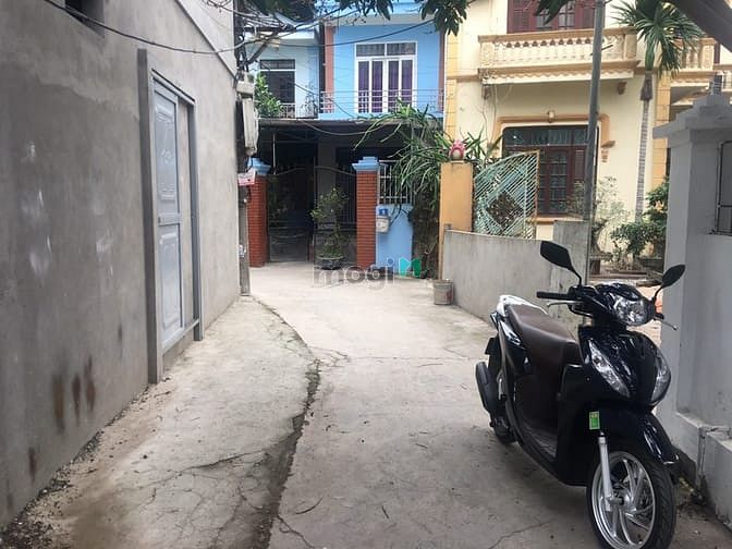 Hình ảnh Cứu công ty bán gấp đất sổ đỏ 70,5m ngõ 39 Bát Khối, Tư Đình
