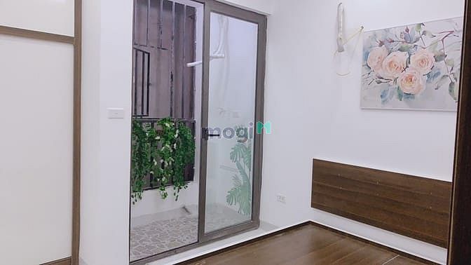 Hình ảnh Bán chung cư Bưởi - Hoàng Hoa Thám - Vĩnh Phúc -  có sổ riêng.