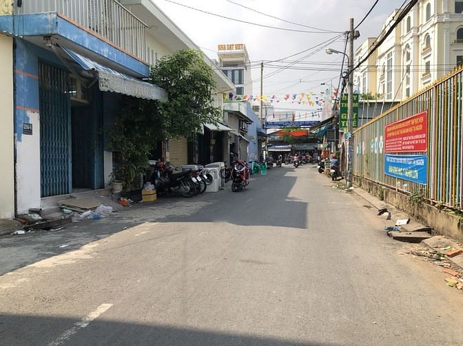 Hình ảnh Bán lô đất tại hẻm 216 lê văn quới, dt: 100m2, giá bán: 7.5 tỷ.
