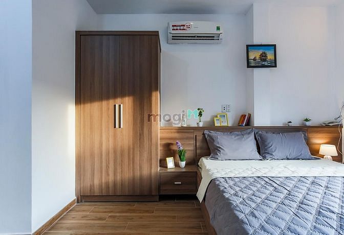Hình ảnh Cho thuê CHDV mặt tiền Trần Nhật Duật, Quận 1