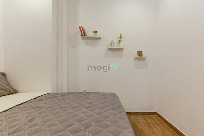 Hình ảnh Cho thuê CHDV mặt tiền Trần Nhật Duật, Quận 1