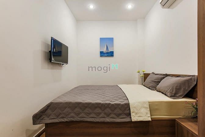 Hình ảnh Cho thuê CHDV mặt tiền Trần Nhật Duật, Quận 1