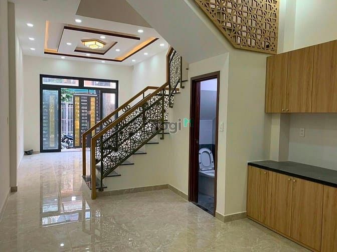 Hình ảnh Bán nhà đẹp mới xây 100% 4.05 TỶ - HẺM 6M - TP Thủ Đức