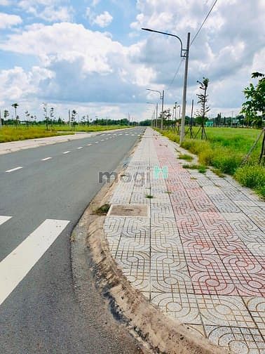 Hình ảnh Chính chủ cần bán lô đất mặt tiền hoàng phan thái bình chánh