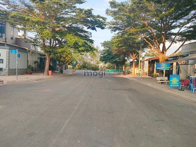 Hình ảnh Bán đất đối diện khu B Làng Đại Học sát Phú Mỹ Hưng giá 45triệu/m2